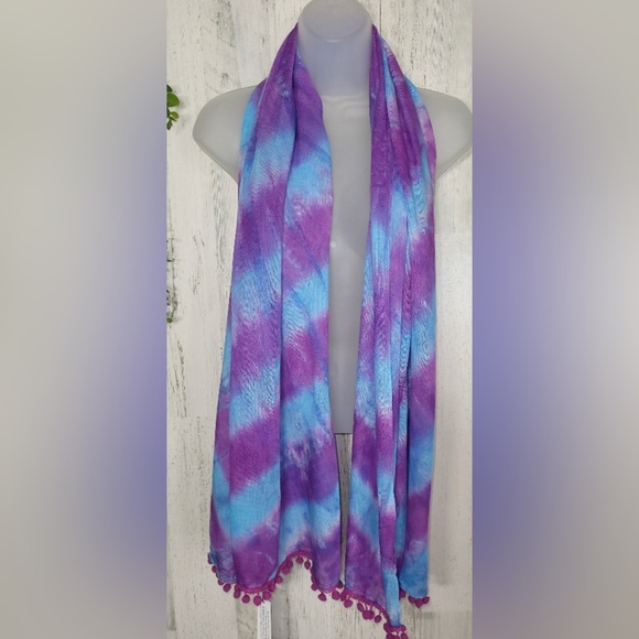 NWT Gypsy 05 Tie Dye Pom Pom Edges Scarf/Sarong - Picture 5 of 8